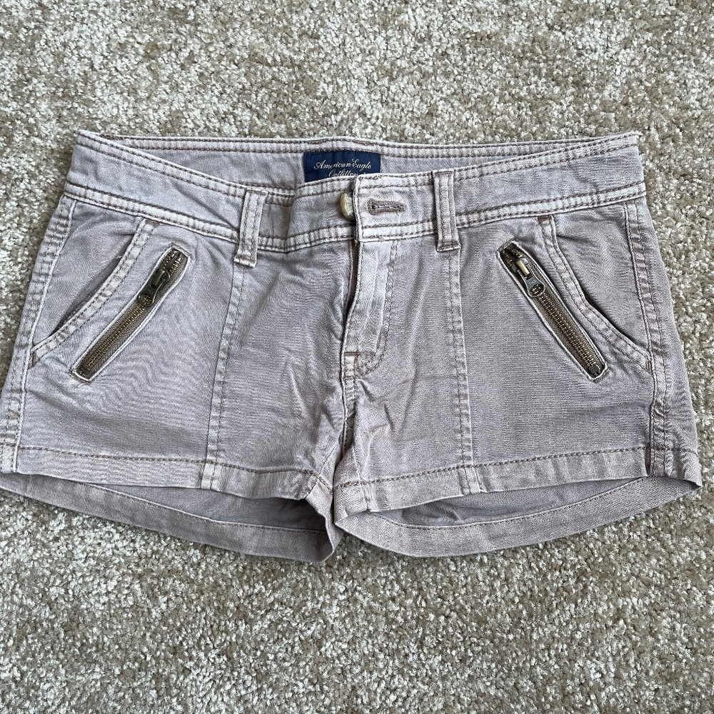 *NWOT* American Eagle Brown Short Shorts